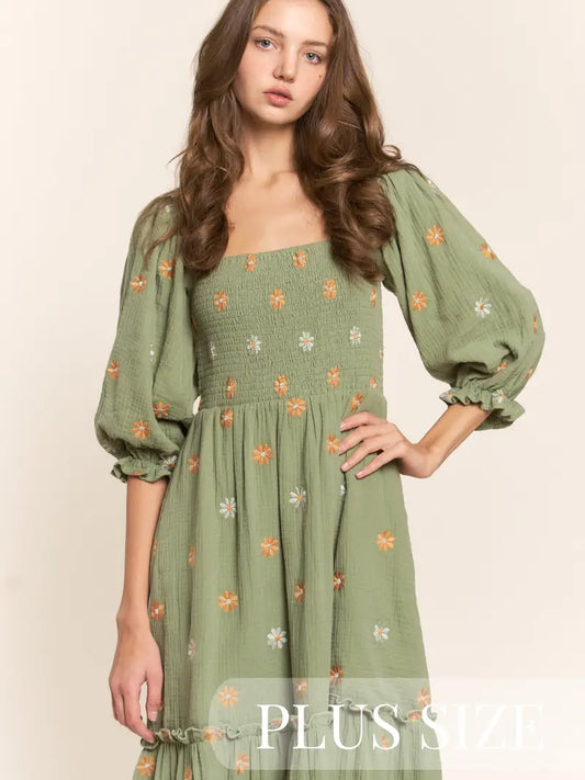 Green Daisy Smocked Midi